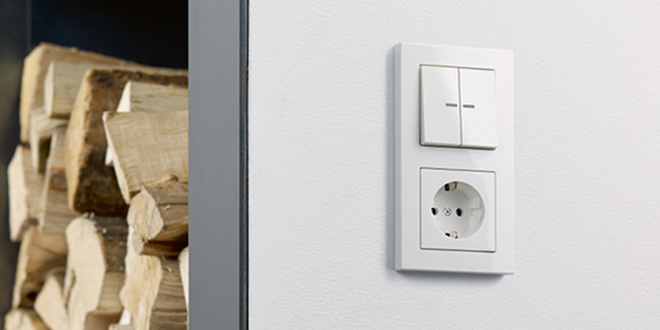 JUNG KNX Taster F 10 bei Elektro Baueregger e.K. in Bad Reichenhall